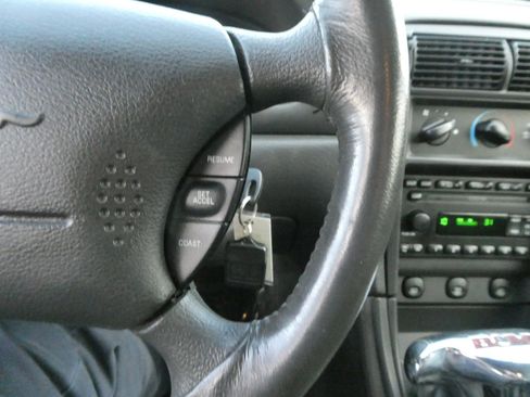 Used 2002 Ford Mustang GT image 18