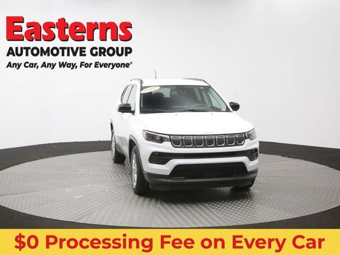 Used 2022 Jeep Compass Latitude w/ Convenience Group FWD image 51
