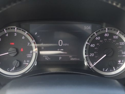 Used 2023 Toyota Highlander XLE AWD/4WD image 38