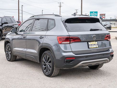 Used 2023 Volkswagen Taos S FWD image 7