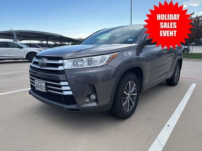 Used 2017 Toyota Highlander XLE