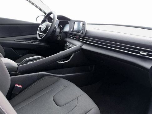 New 2026 Hyundai Elantra SE w/ Cargo Package image 14