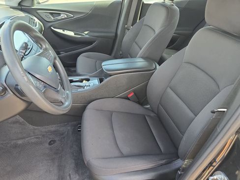 Used 2023 Chevrolet Malibu LT FWD image 17
