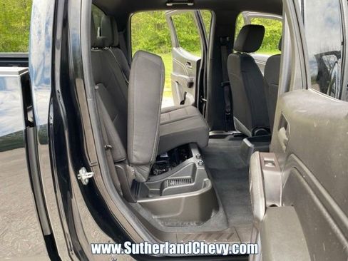 Used 2023 Chevrolet Colorado W/T image 34