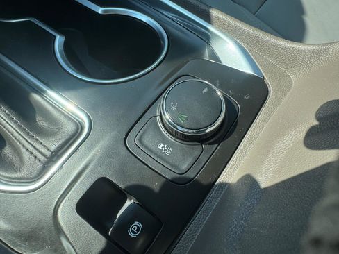 Used 2020 Chevrolet Traverse LT w/ LPO, Floor Liner Package image 51