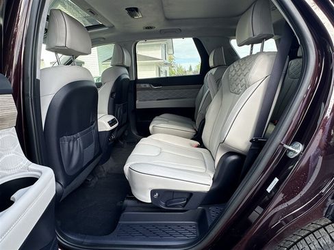 Used 2022 Hyundai Palisade Calligraphy AWD/4WD image 8