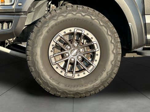 Used 2019 Ford F150 Raptor w/ Equipment Group 802A Luxury image 32