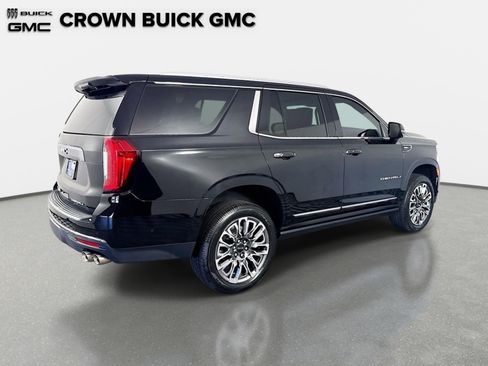Used 2024 GMC Yukon Denali Ultimate AWD/4WD image 5