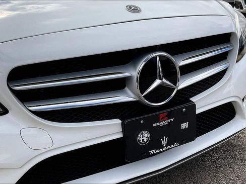 Used 2021 Mercedes-Benz C 300 4MATIC Sedan w/ Premium Package image 33