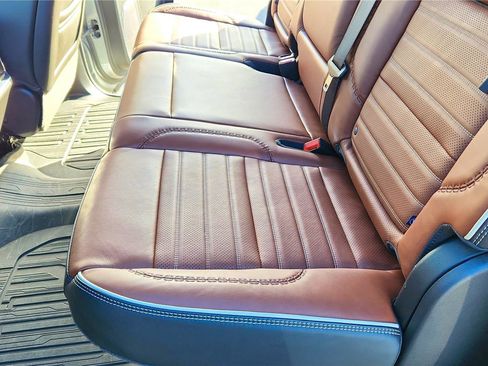 Used 2024 GMC Sierra 2500 Denali Ultimate image 15