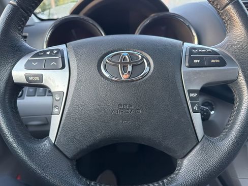 Used 2013 Toyota Highlander Limited FWD image 9