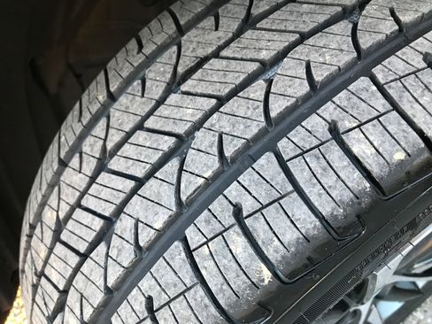 Used 2023 Lexus ES 300h w/ Premium Package image 12