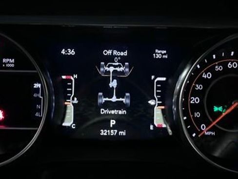 Used 2022 Jeep Wrangler Unlimited Sahara AWD/4WD image 20