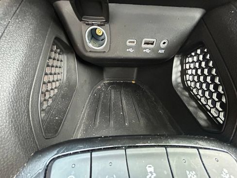 Used 2022 Chevrolet TrailBlazer LT w/ Convenience Package FWD image 27