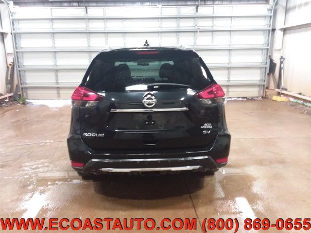 Used 2017 Nissan Rogue SV FWD image 8