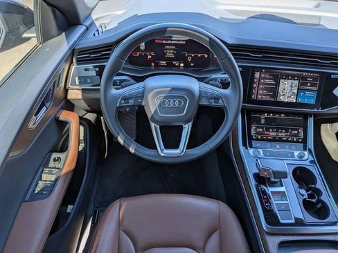 Used 2025 Audi Q8 Premium Plus image 15