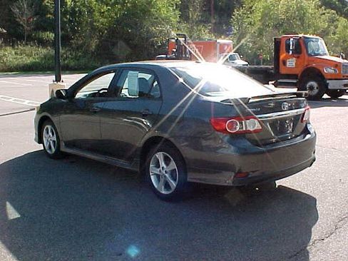 Used 2012 Toyota Corolla S image 9