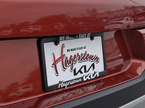 Certified 2023 Kia Soul S image 30