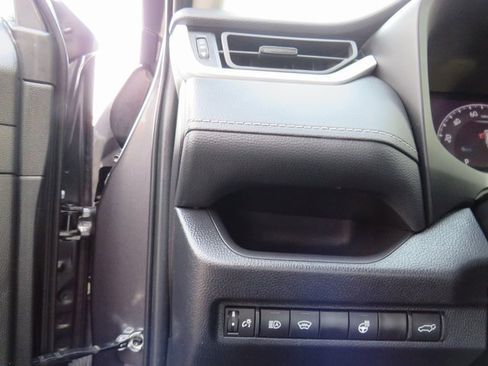 Certified 2024 Toyota RAV4 XLE image 33