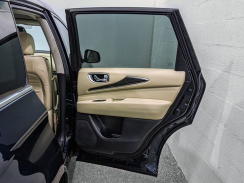 Used 2019 INFINITI QX60 Luxe w/ Essential Package image 21