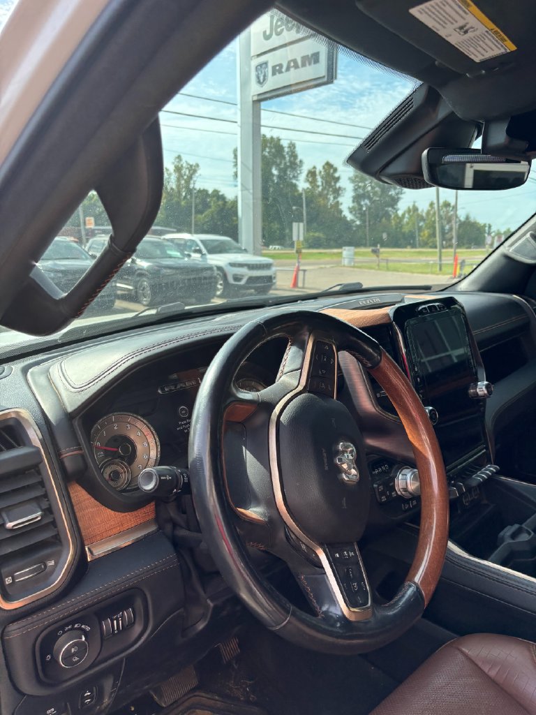 Used 2020 RAM 1500 Limited AWD/4WD image 4