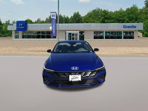New 2026 Hyundai Elantra SEL Sport Premium FWD image 3