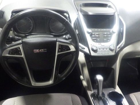 Used 2014 GMC Terrain SLE w/ Safety Package image 9