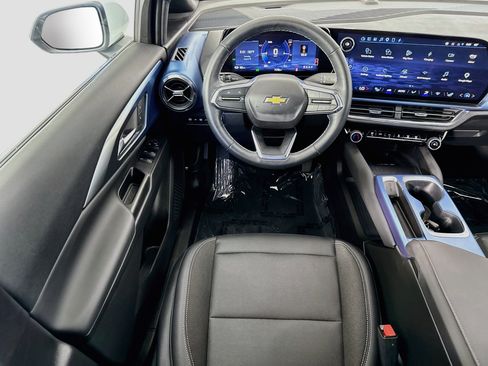 Used 2025 Chevrolet Equinox EV LT w/ Convenience Package FWD image 24
