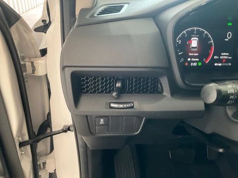 Used 2024 Honda CR-V EX image 9