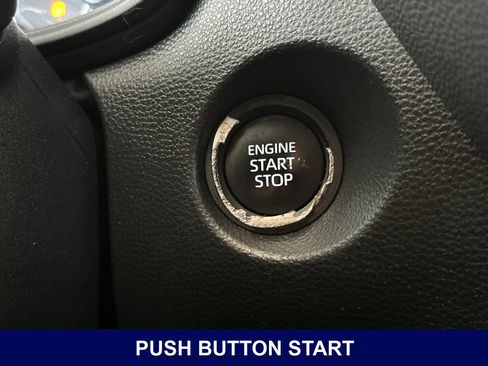 Used 2024 Toyota Corolla Cross LE FWD image 28