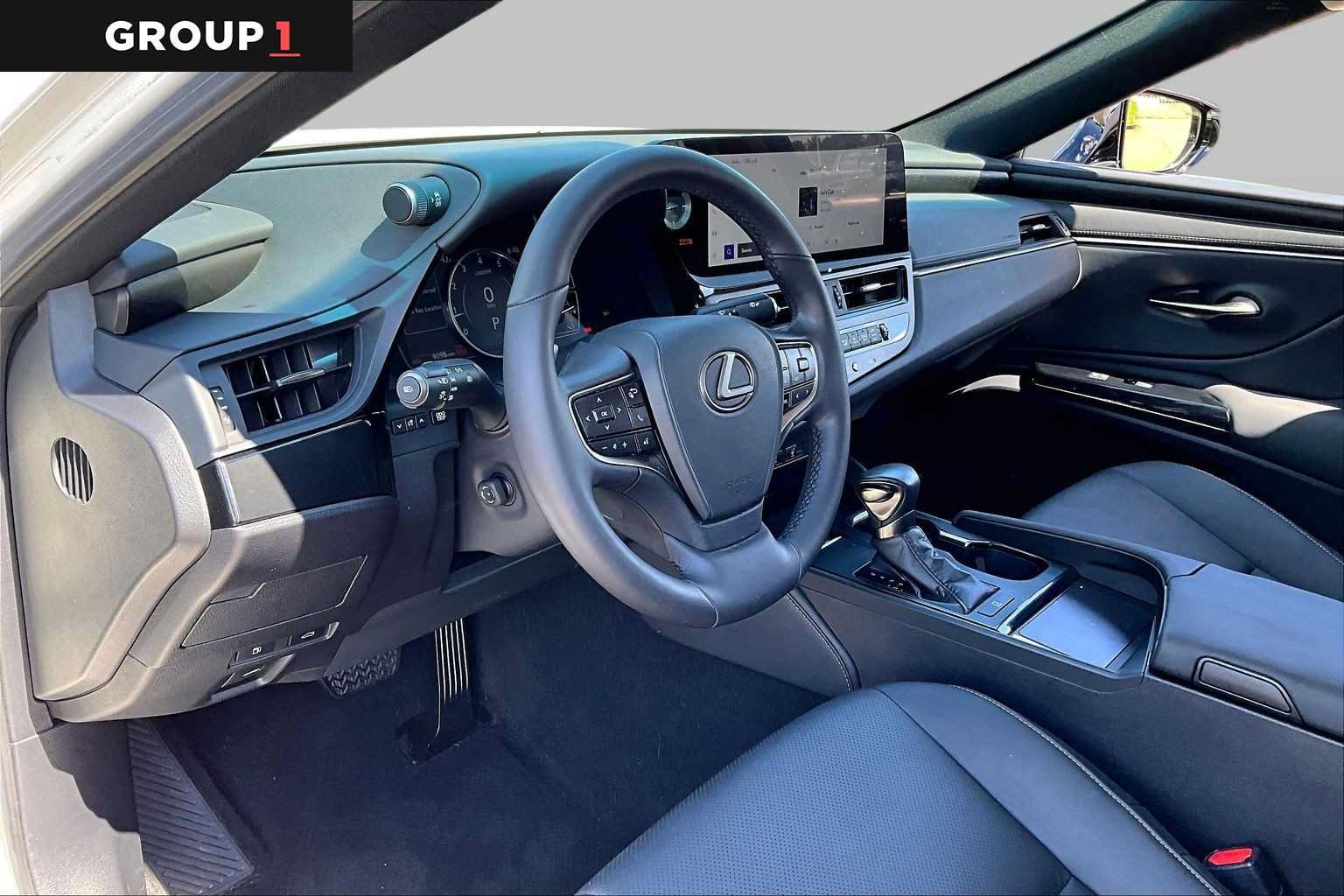 Used 2023 Lexus ES 350 w/ Premium Package FWD image 15