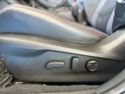 Used 2022 Subaru WRX Limited image 19