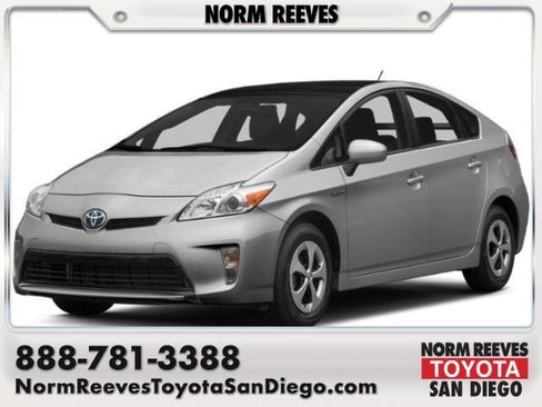 Used 2015 Toyota Prius Three FWD image 1