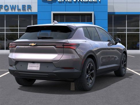 New 2026 Chevrolet Equinox EV LT image 4