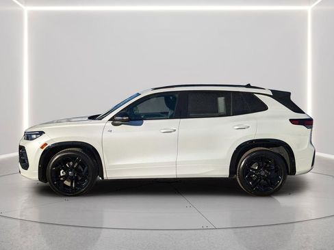 New 2026 Volkswagen Tiguan SE R-Line FWD image 6