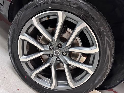 Used 2019 Volvo XC90 T6 Momentum w/ Advanced Package AWD/4WD image 9