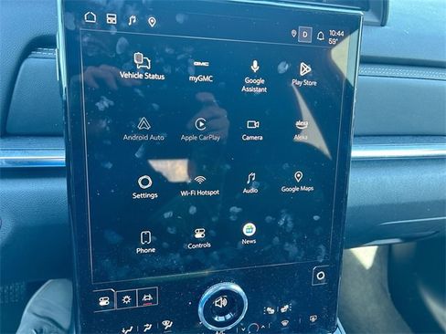 Used 2025 GMC Terrain Elevation image 22