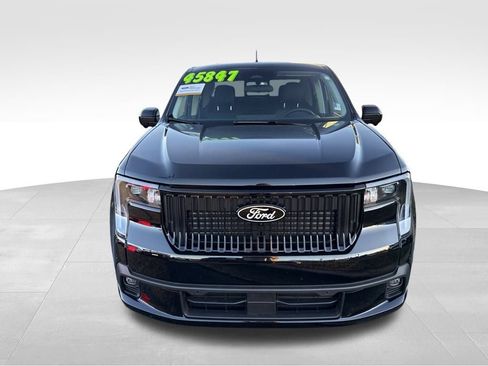 Certified 2025 Ford Maverick Lobo image 9