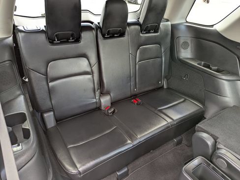 Used 2022 Nissan Pathfinder SL w/ SL Premium Package AWD/4WD image 42