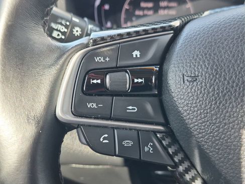 Used 2019 Honda Accord Touring image 13