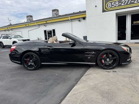 Used 2013 Mercedes-Benz SL 550 image 8