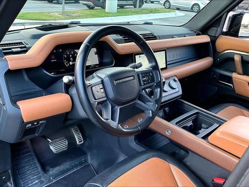 Used 2021 Land Rover Defender 110 X image 16