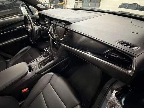 Certified 2024 Cadillac XT6 Sport w/ Technology Package image 30