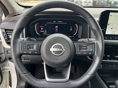 Certified 2023 Nissan Rogue Platinum image 10