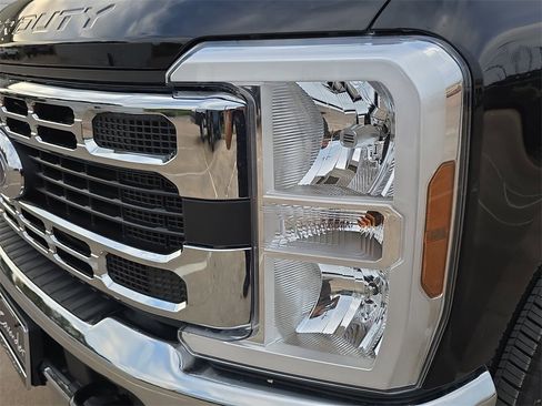 New 2026 Ford F350 XLT w/ 360-Degree Camera Package image 22