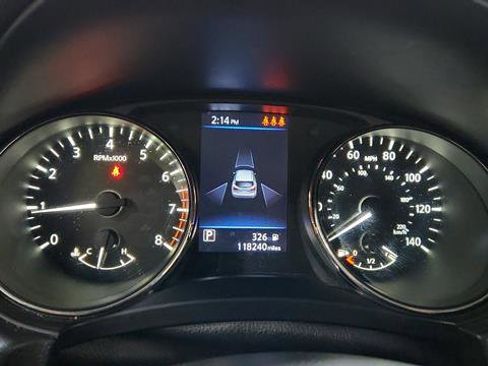 Used 2021 Nissan Rogue Sport S image 13