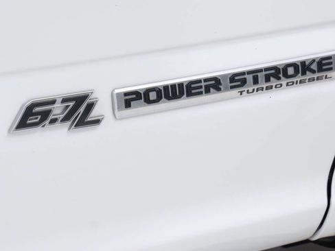 Used 2018 Ford F550 4x4 Regular Cab Super Duty image 19