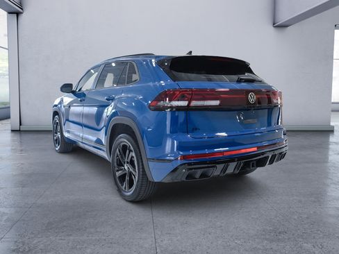 Used 2026 Volkswagen Atlas Cross Sport SEL R-Line AWD/4WD image 4