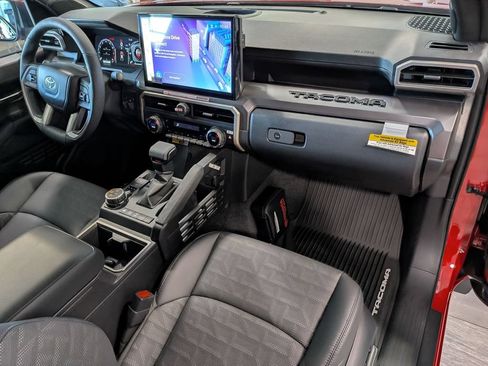 New 2026 Toyota Tacoma TRD Off-Road w/ TRD Off Road Premium Package AWD/4WD image 33