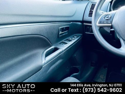 Used 2024 Mitsubishi Outlander Sport AWD image 16